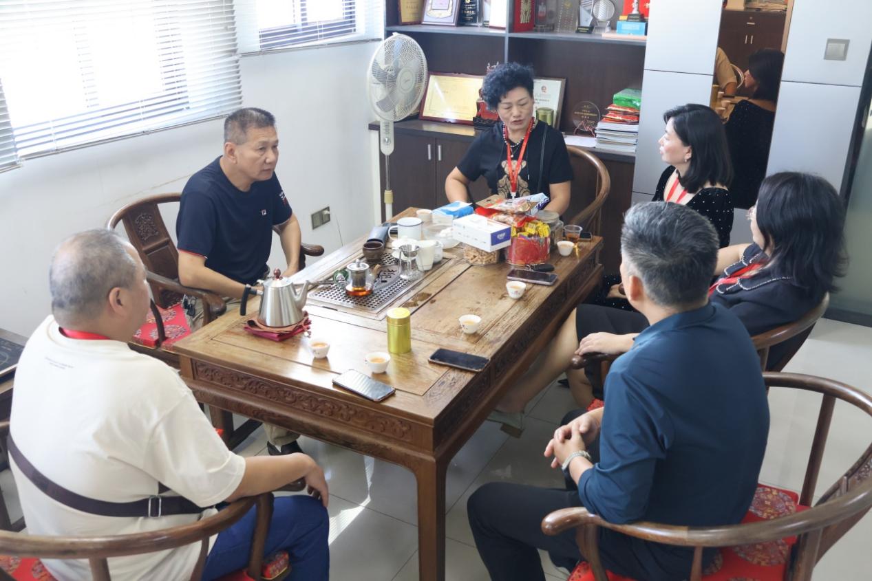 晋江市恒利工程机械有限公司总经理陈恒志纪事 晋江市恒利工程机械有限公司总经理陈恒志纪事