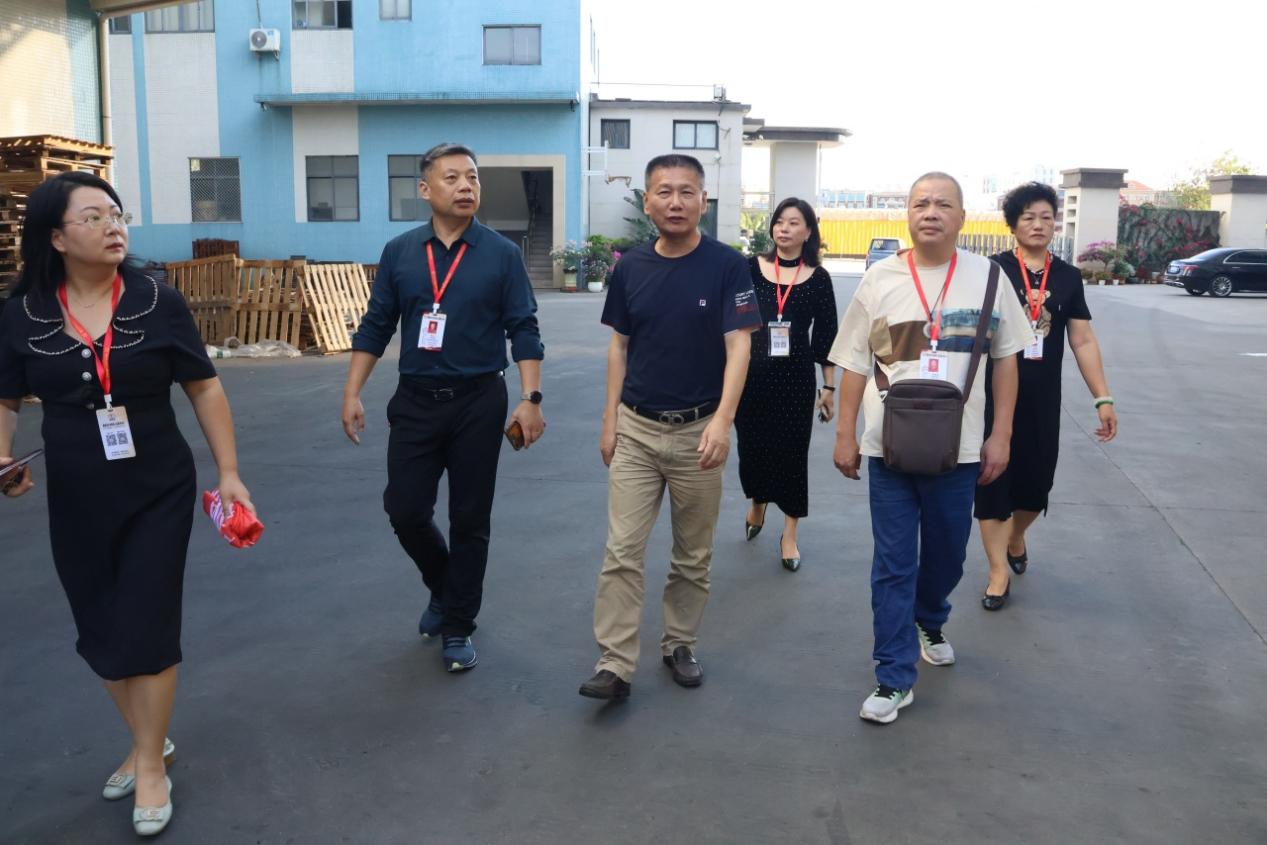 晋江市恒利工程机械有限公司总经理陈恒志纪事 晋江市恒利工程机械有限公司总经理陈恒志纪事