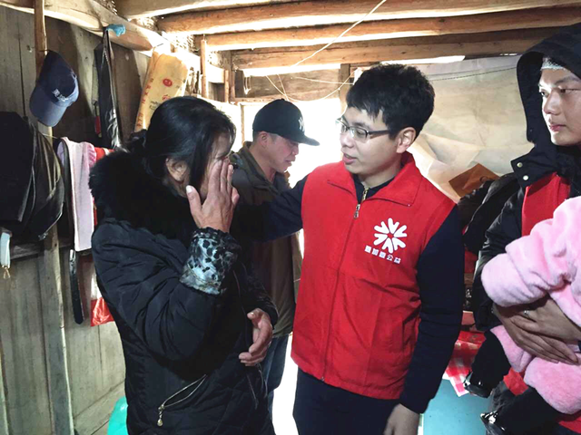 蔡其将获誉全国学雷锋先进个人 蔡其将获誉全国学雷锋先进个人