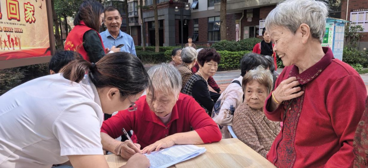 ÷ֵԷСһھϻԲٰ