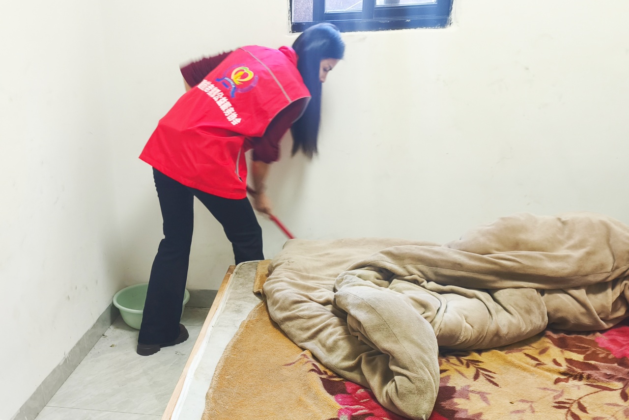 �����и��ϡ�ӭ���������2��ů����Ļ ��ůʯʨ��������